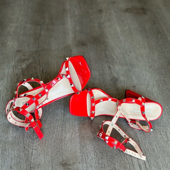 Public Desire Finally Red Patent Studded Block heels, women’s size 8 - Picture 10 of 13
